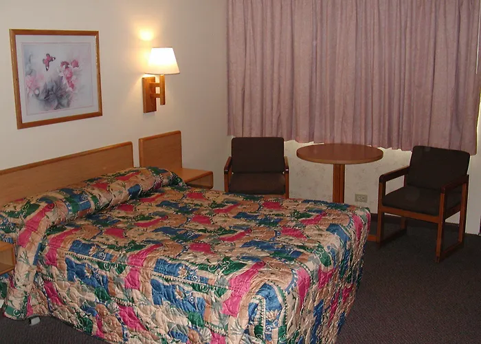 Motel Heart O' 3*