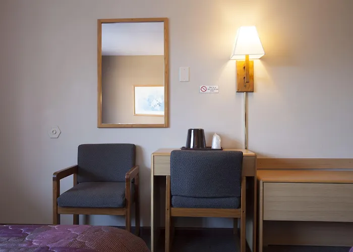 Motel Heart O' 3*