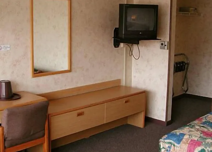 Heart O' Motel 3*